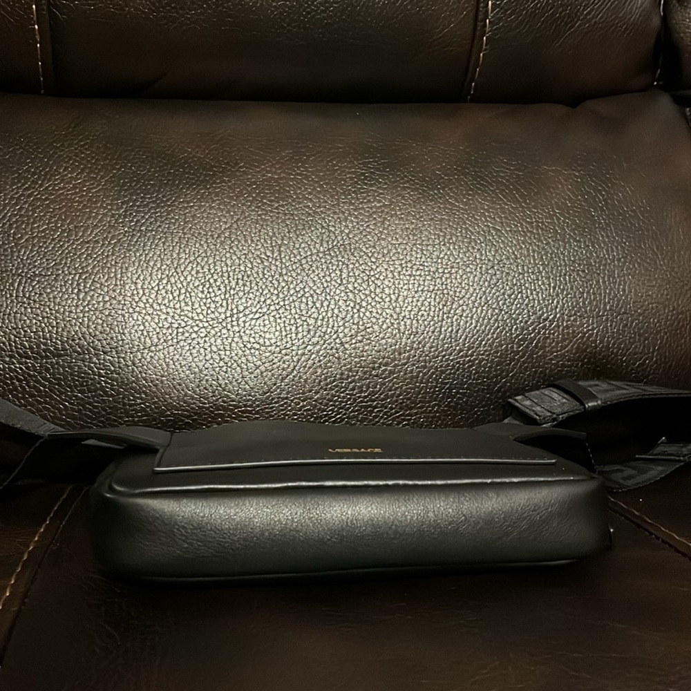 Versace unisex baroque barocco Greca logo leather chest waist belt bag NEW - Picture 9 of 11